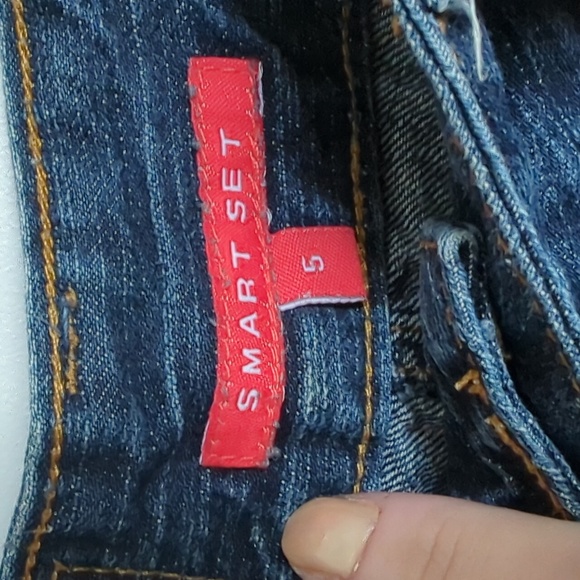 Smart Set Denim Skirt, flared bottom - Picture 4 of 6